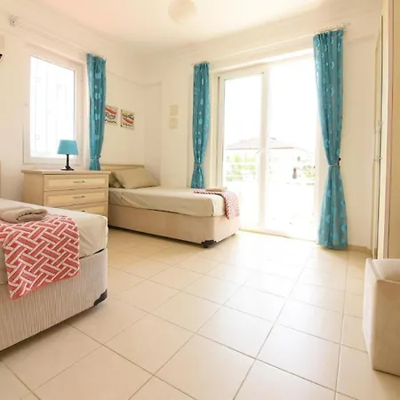 Peaceful Villa- Pool-near Calis Beach- Sleeps 6 * Фетхие